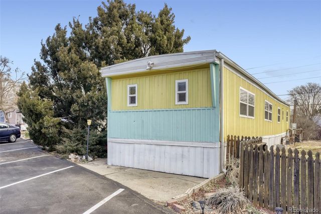 6825 W Mississippi Ave, Lakewood, CO 80226