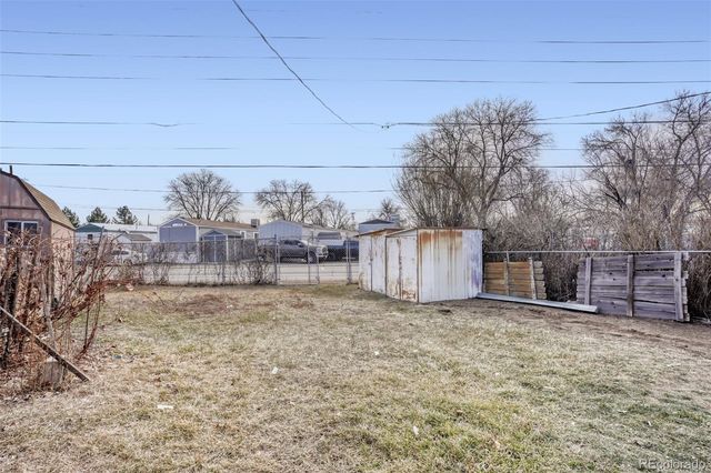 6825 W Mississippi Ave, Lakewood, CO 80226