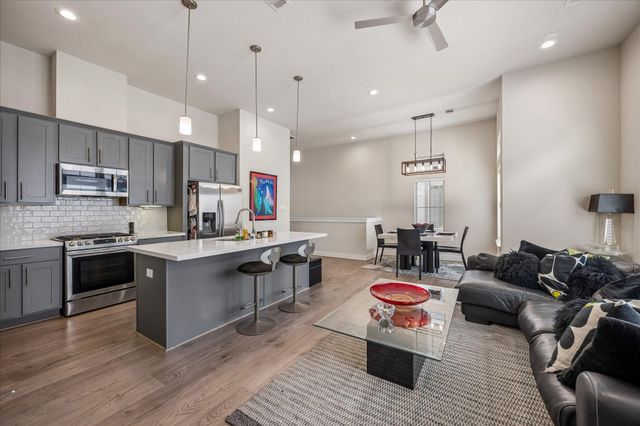 5209 Allen Street B, Houston, TX 77007
