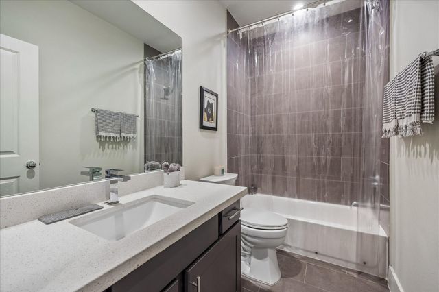 5209 Allen Street B, Houston, TX 77007