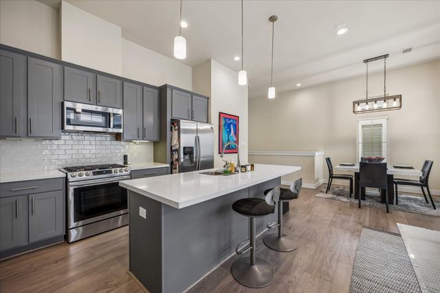 5209 Allen Street B, Houston, TX 77007