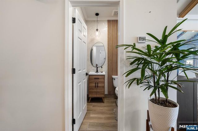 18 Lydia Drive, Guttenberg, NJ 07093