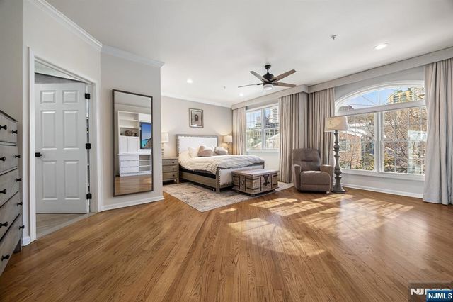 18 Lydia Drive, Guttenberg, NJ 07093