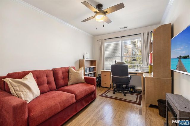 18 Lydia Drive, Guttenberg, NJ 07093