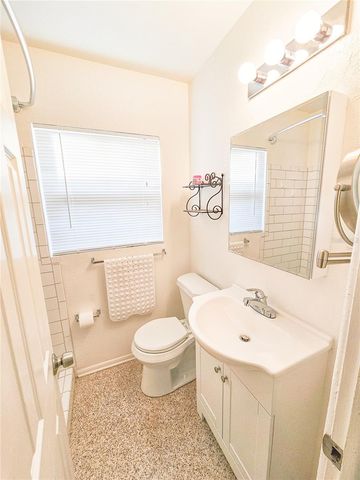 5608 18TH AVENUE S, Gulfport, FL 33707