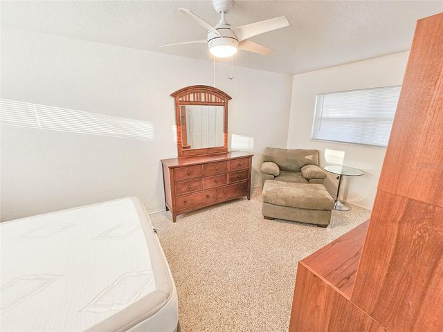 5608 18TH AVENUE S, Gulfport, FL 33707