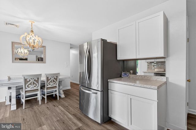 12 WHITE BIRCH AVENUE, Mechanicsburg, PA 17050