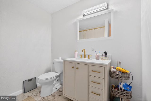 12 WHITE BIRCH AVENUE, Mechanicsburg, PA 17050