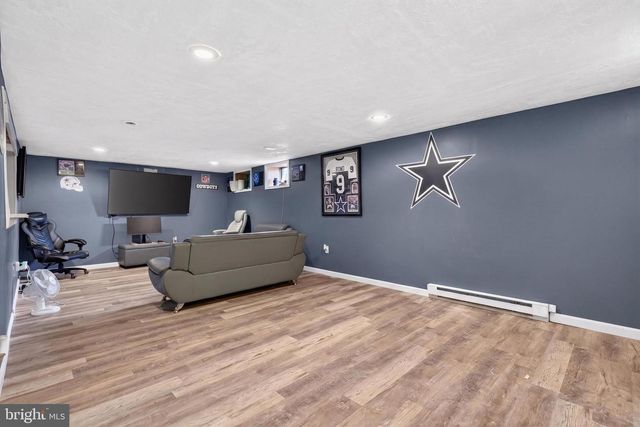 12 WHITE BIRCH AVENUE, Mechanicsburg, PA 17050