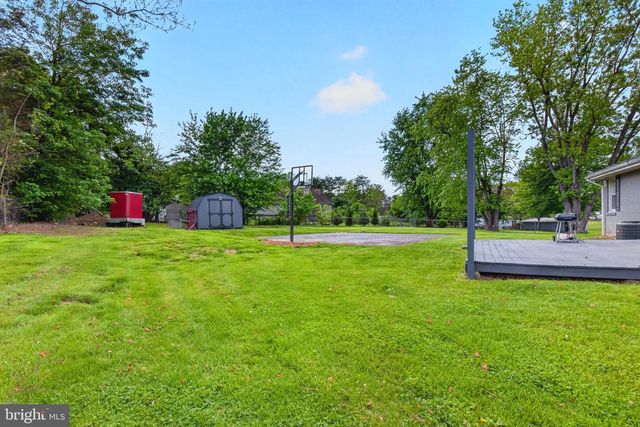 12 WHITE BIRCH AVENUE, Mechanicsburg, PA 17050