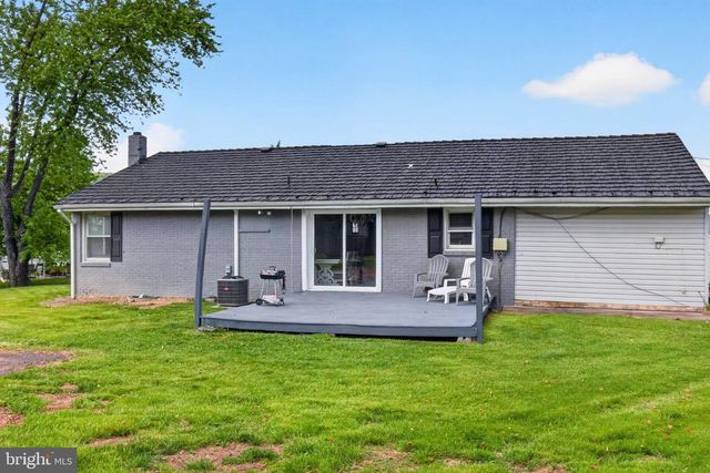 12 WHITE BIRCH AVENUE, Mechanicsburg, PA 17050
