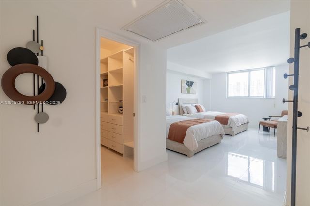 19370 W Collins Ave 902, Sunny Isles Beach, FL 33160