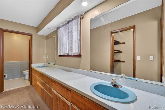 3965 Parsons Road, Howell, MI 48855