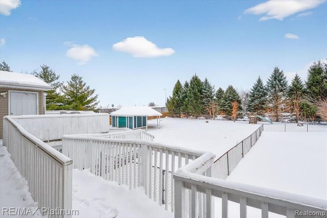 3965 Parsons Road, Howell, MI 48855