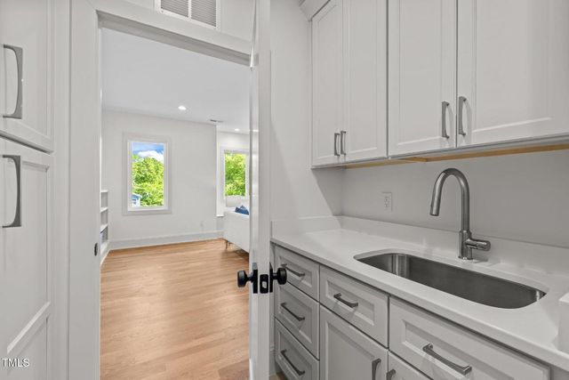 805 Tower Street 101, Raleigh, NC 27607