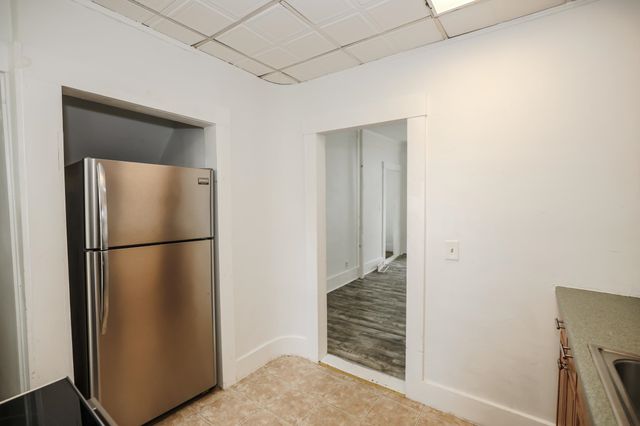18 Maple Street, Dover, NH 03820