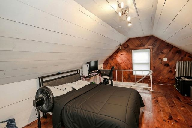 18 Maple Street, Dover, NH 03820