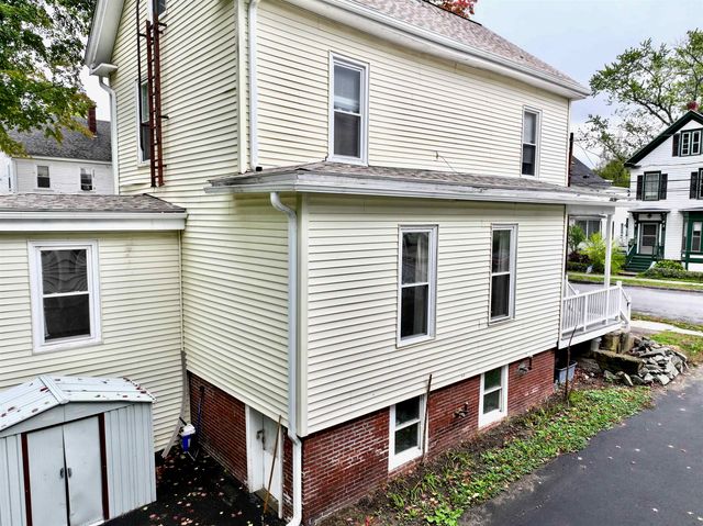 18 Maple Street, Dover, NH 03820