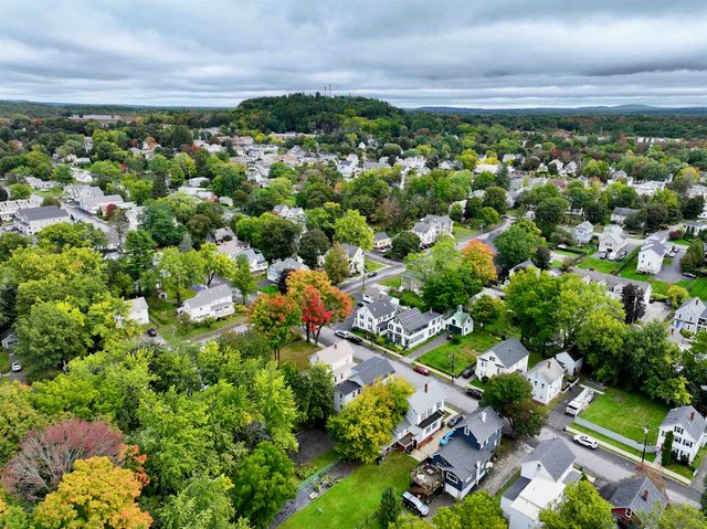 18 Maple Street, Dover, NH 03820