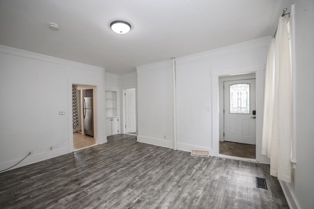 18 Maple Street, Dover, NH 03820