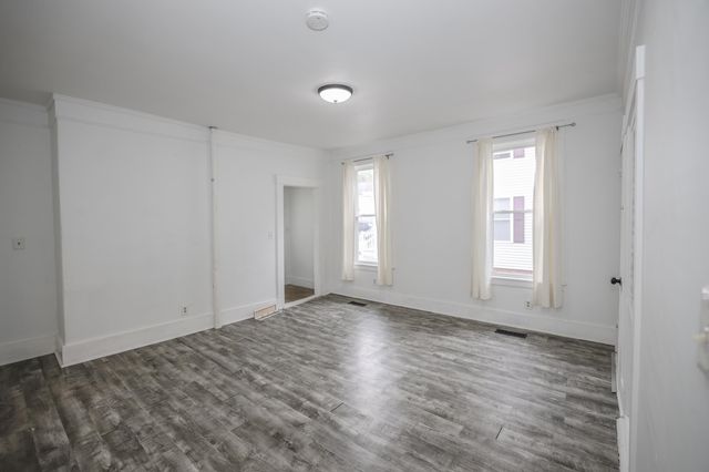 18 Maple Street, Dover, NH 03820