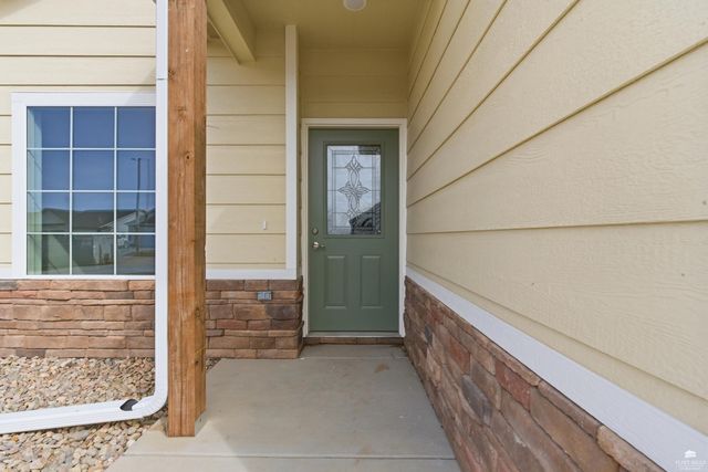 9877 Weeping Willow Dr., Manhattan, KS 66502