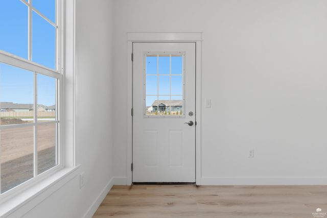 9877 Weeping Willow Dr., Manhattan, KS 66502