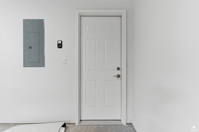 9877 Weeping Willow Dr., Manhattan, KS 66502