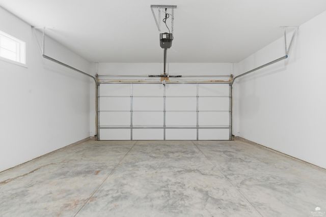 9877 Weeping Willow Dr., Manhattan, KS 66502