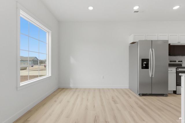 9877 Weeping Willow Dr., Manhattan, KS 66502