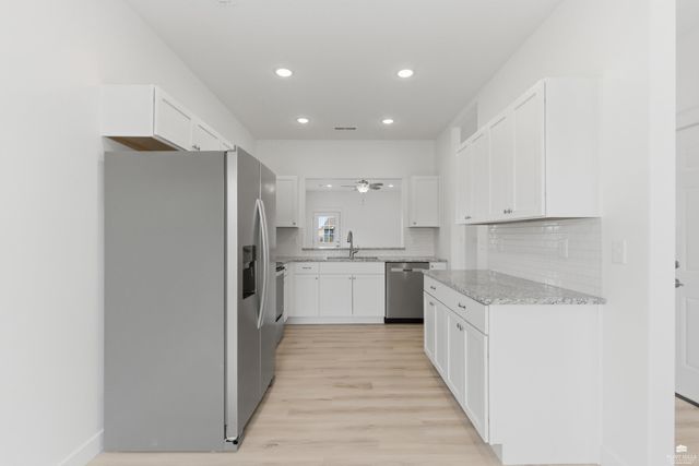 9877 Weeping Willow Dr., Manhattan, KS 66502