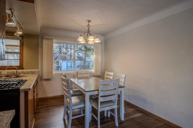 2187 Burr Street N, Maplewood, MN 55117