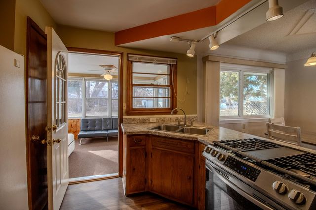 2187 Burr Street N, Maplewood, MN 55117