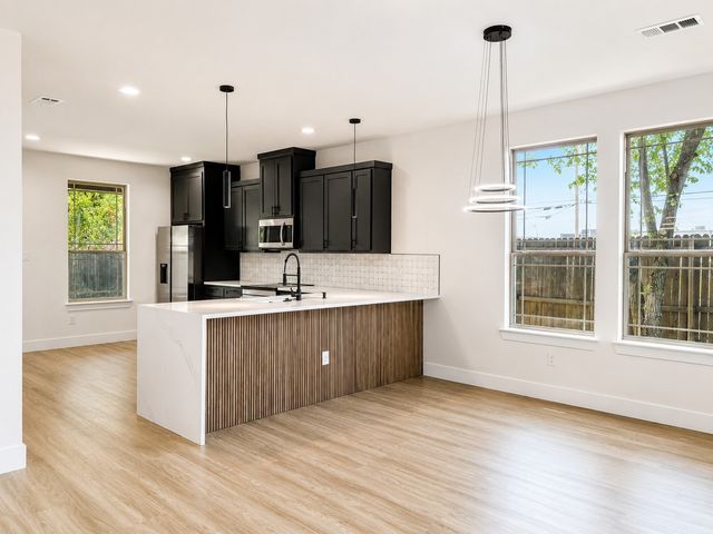 5408 David Strickland Road, Fort Worth, TX 76119