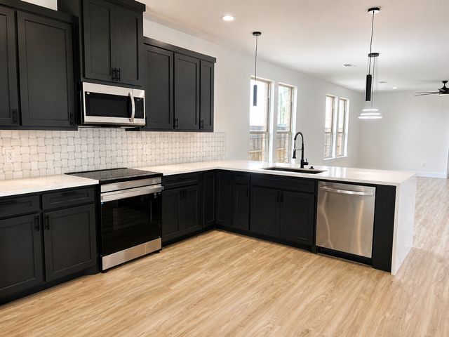 5408 David Strickland Road, Fort Worth, TX 76119