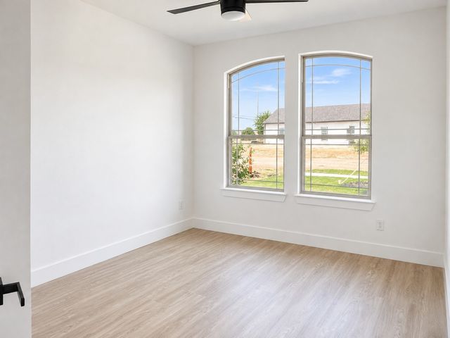 5408 David Strickland Road, Fort Worth, TX 76119