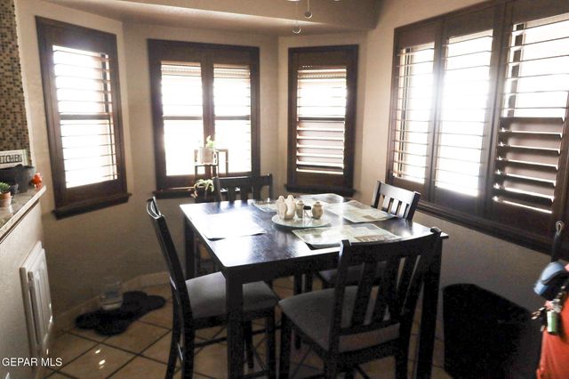 614 BLUFF CANYON Circle, El Paso, TX 79912