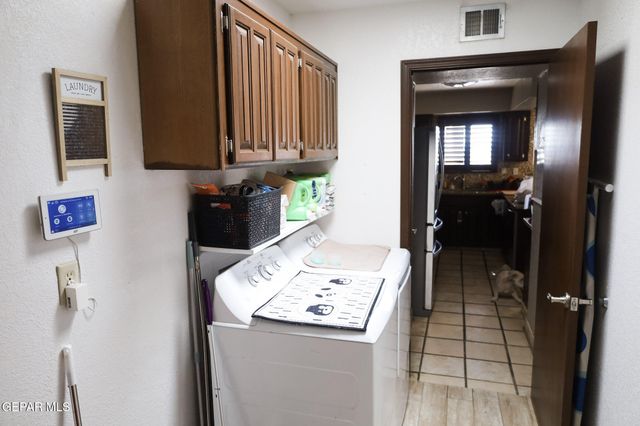 614 BLUFF CANYON Circle, El Paso, TX 79912