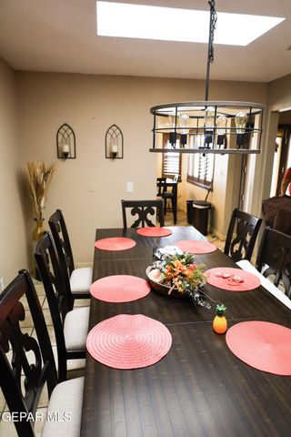 614 BLUFF CANYON Circle, El Paso, TX 79912