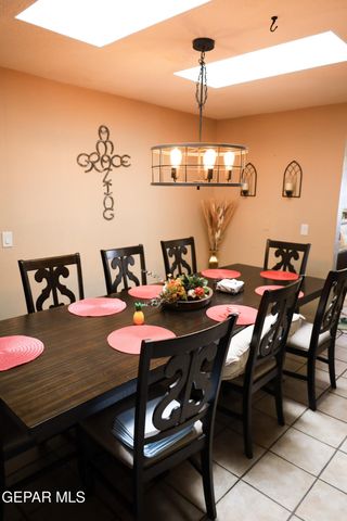 614 BLUFF CANYON Circle, El Paso, TX 79912