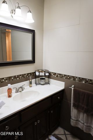 614 BLUFF CANYON Circle, El Paso, TX 79912