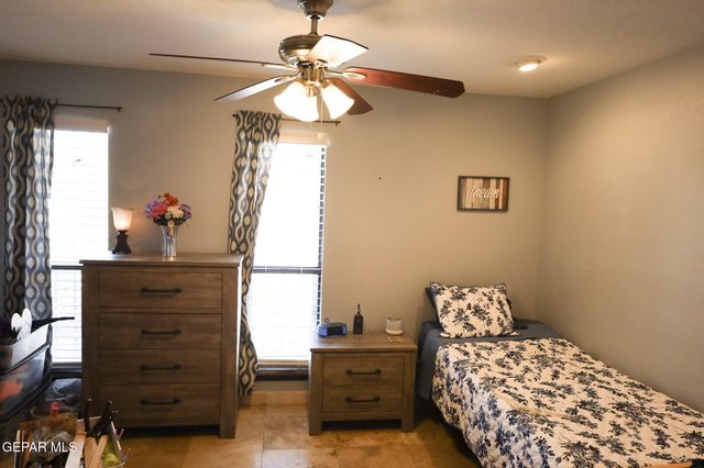 614 BLUFF CANYON Circle, El Paso, TX 79912