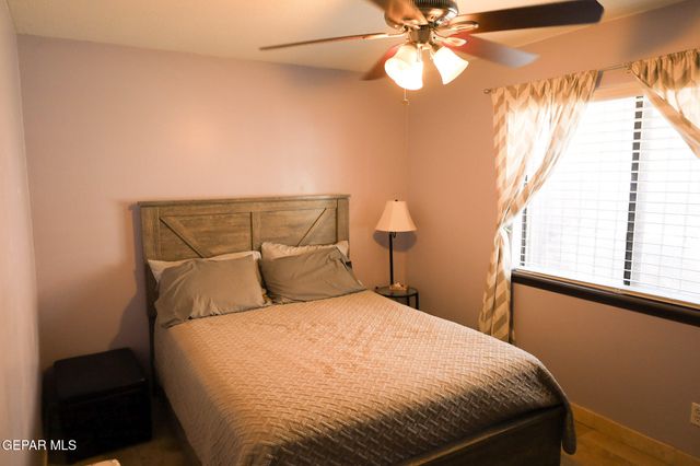 614 BLUFF CANYON Circle, El Paso, TX 79912