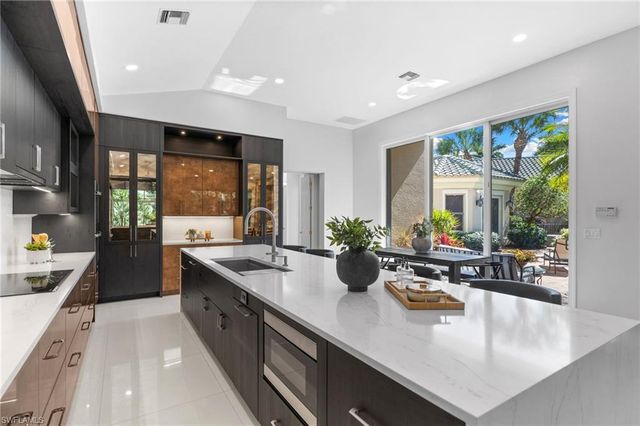 26384 Augusta Creek CT, Bonita Springs, FL 34134