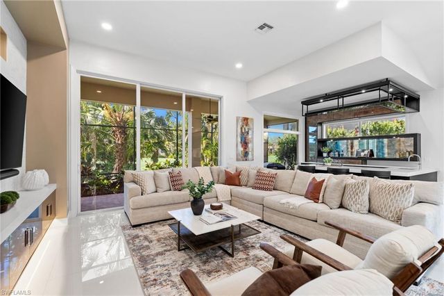 26384 Augusta Creek CT, Bonita Springs, FL 34134