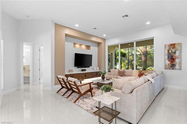 26384 Augusta Creek CT, Bonita Springs, FL 34134