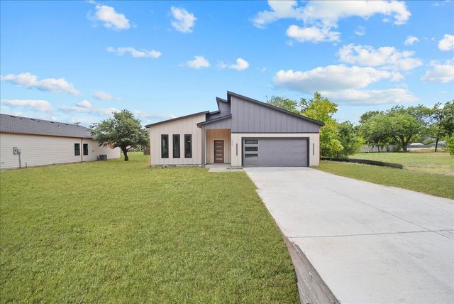 106 W Dogwood Trail, Fate, TX 75087