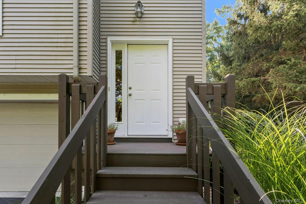 77 Leif Boulevard, Congers, NY 10920 — photo 5