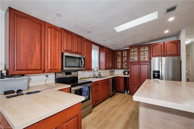16820 Banyon DR, Fort Myers, FL 33908