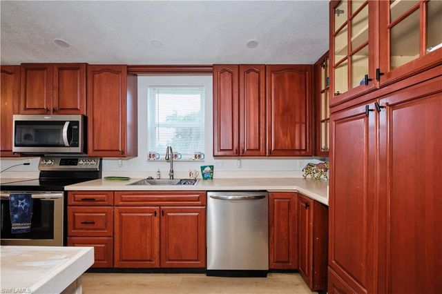 16820 Banyon DR, Fort Myers, FL 33908